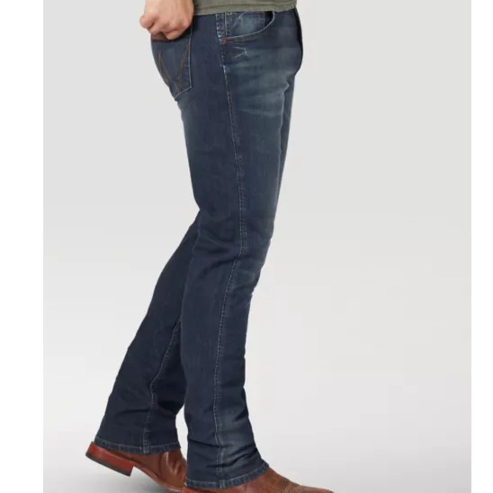 34x 38" WRANGLER RETRO SLIM FIT STRAIGHT LEG JEAN